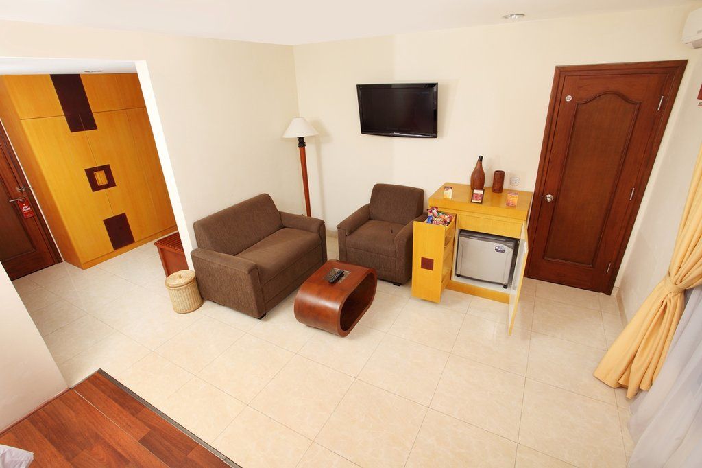 Hotel Baron Indah Solo Εξωτερικό φωτογραφία